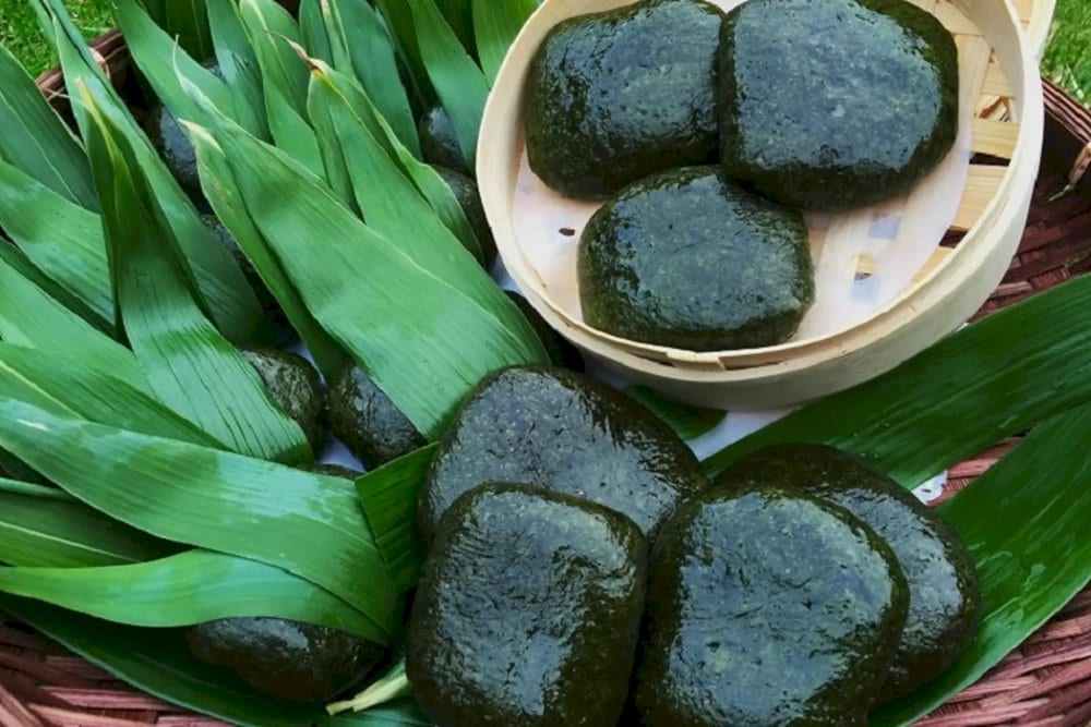 Bánh lá ngải Lạng Sơn